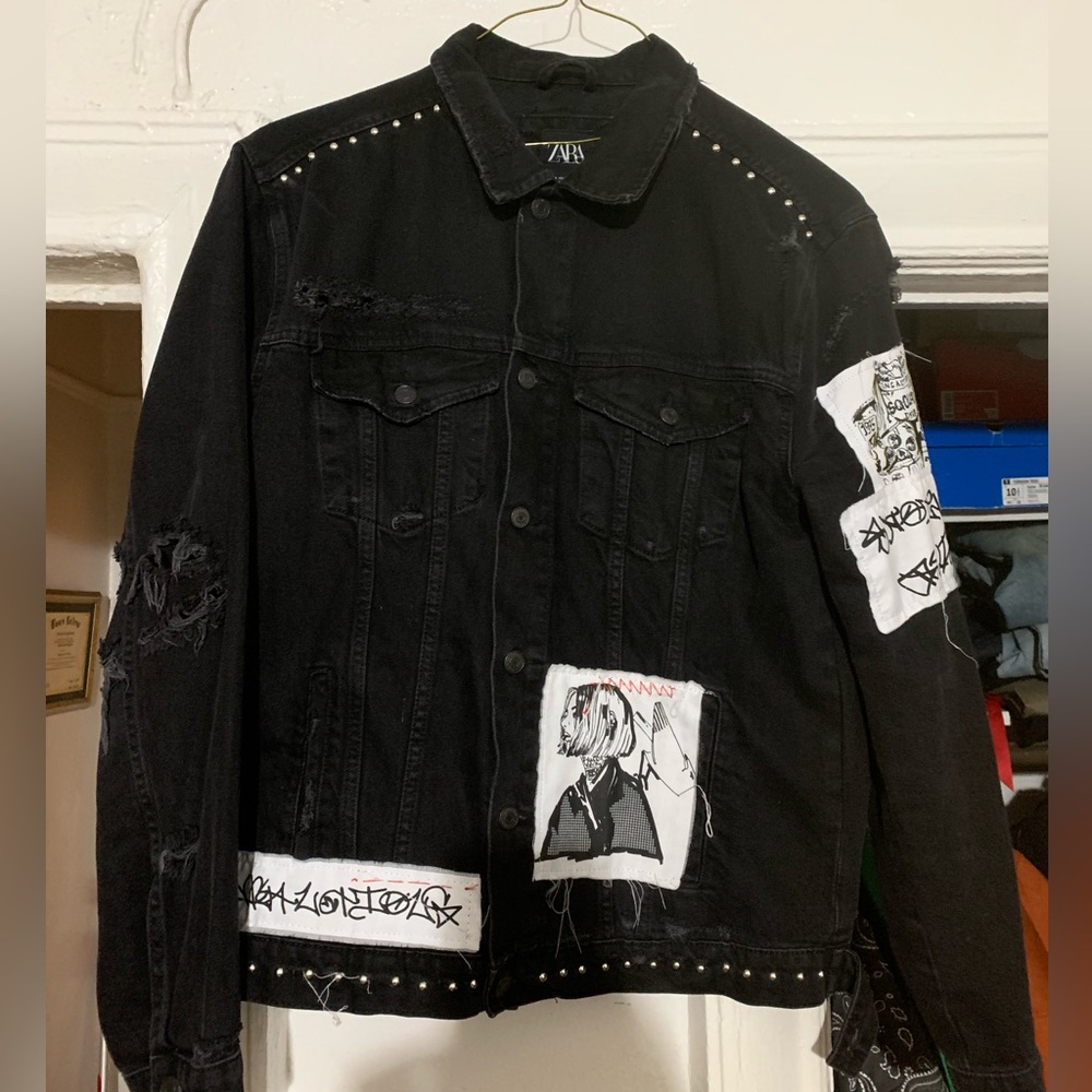 Zara distressed jean jacket